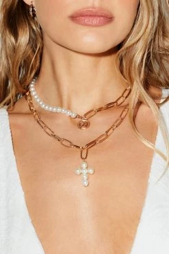 Necklaces Double Layer Contrast Coin And Chain Necklace