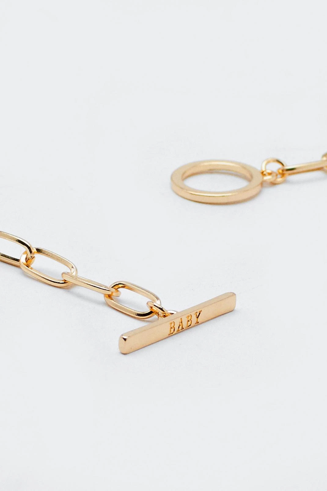 Necklaces T-Bar Chain Necklace 5 Necklaces T-Bar Chain Necklace - Image 3